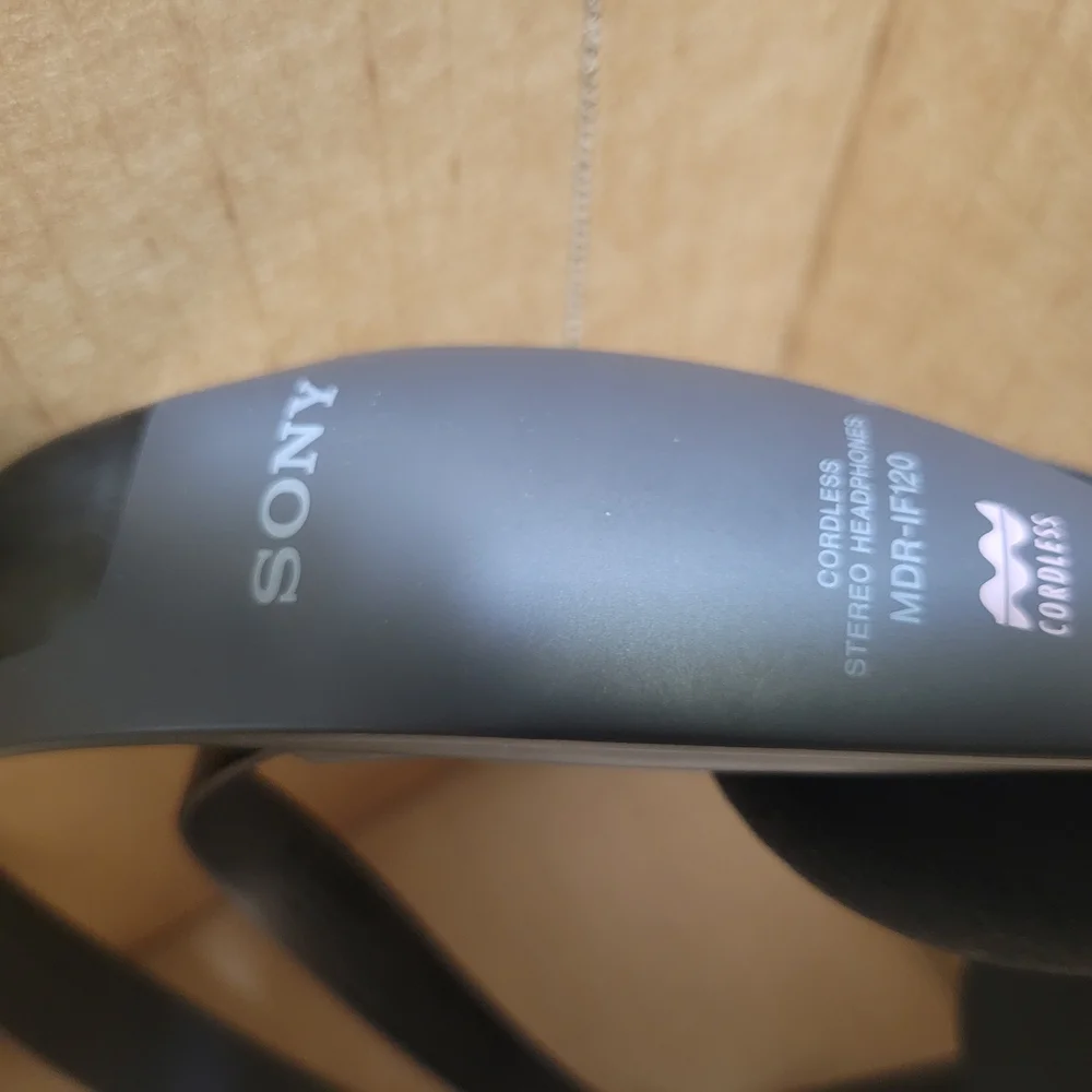 Sony Wireless Headphones - Black